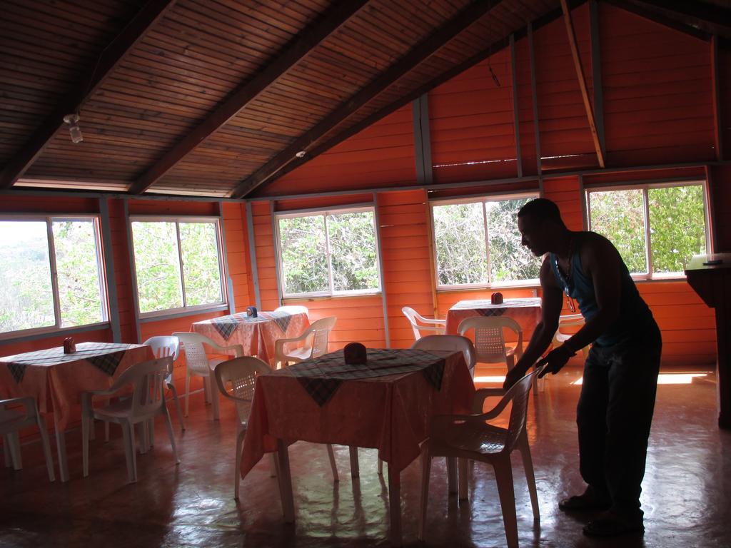 Hotel Flemming Tree Providencia Island Exteriör bild