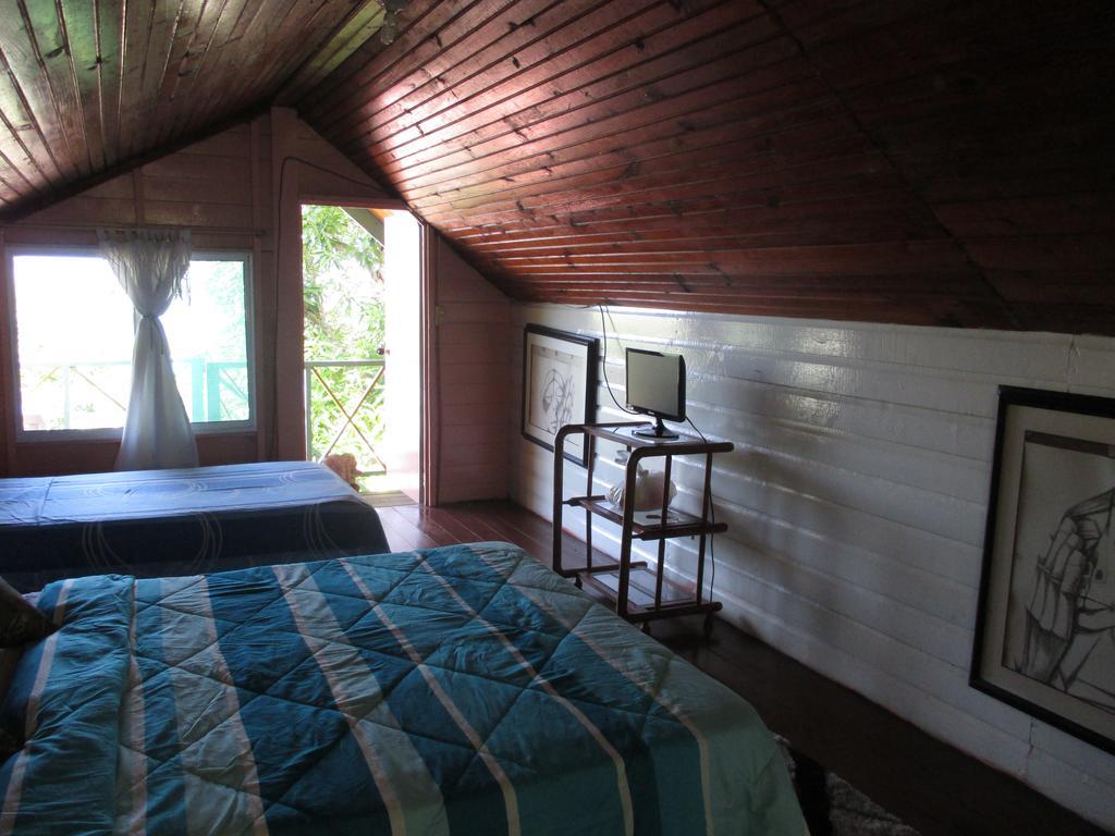 Hotel Flemming Tree Providencia Island Exteriör bild